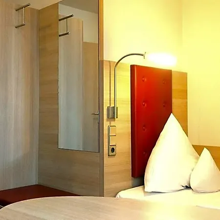Schwanen Szálloda 3*