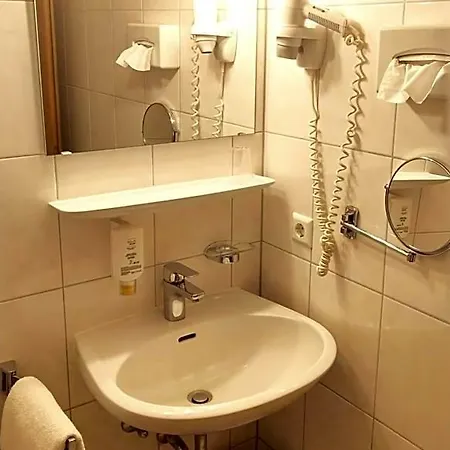 Schwanen 3*